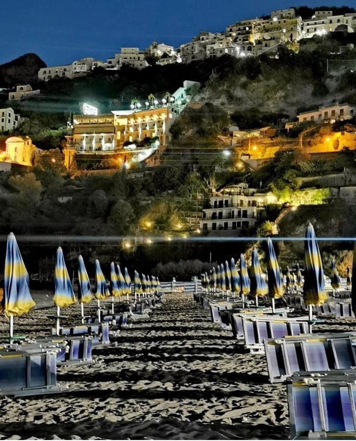 Aretusa Resort Amalfi Coast Vietri Luaran gambar